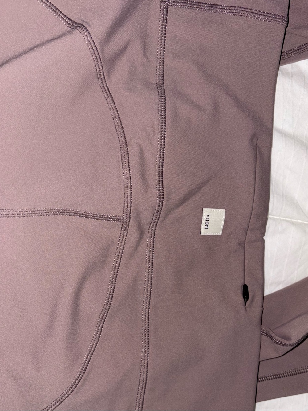 Vuori Legging in Mauve Taupe Hue - Picture 9 of 10